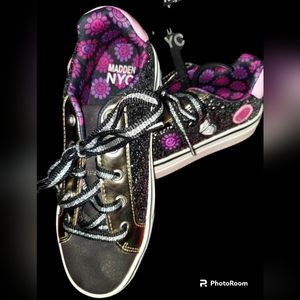 Madden NYC Junie Glitter Sneaker Girl's Size 3 NWOT